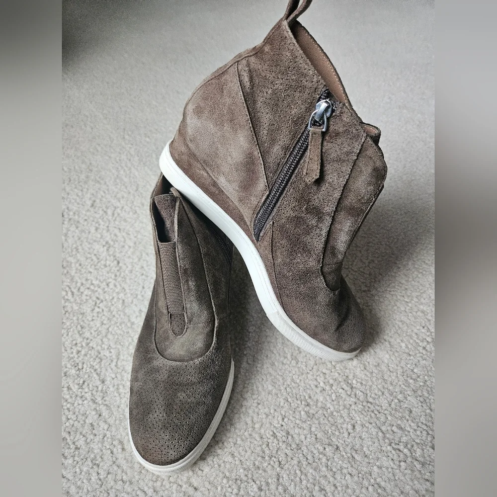 LINEA L. PAOLO ANNA Low Wedge Sneaker Shoe Boot Womens 8.5 Olive Green Leather